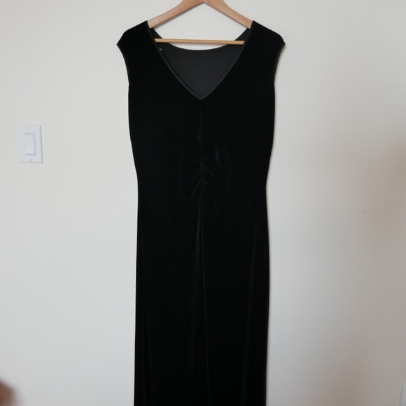 Velvet Black Stretchy Dress - Picture 1 of 7